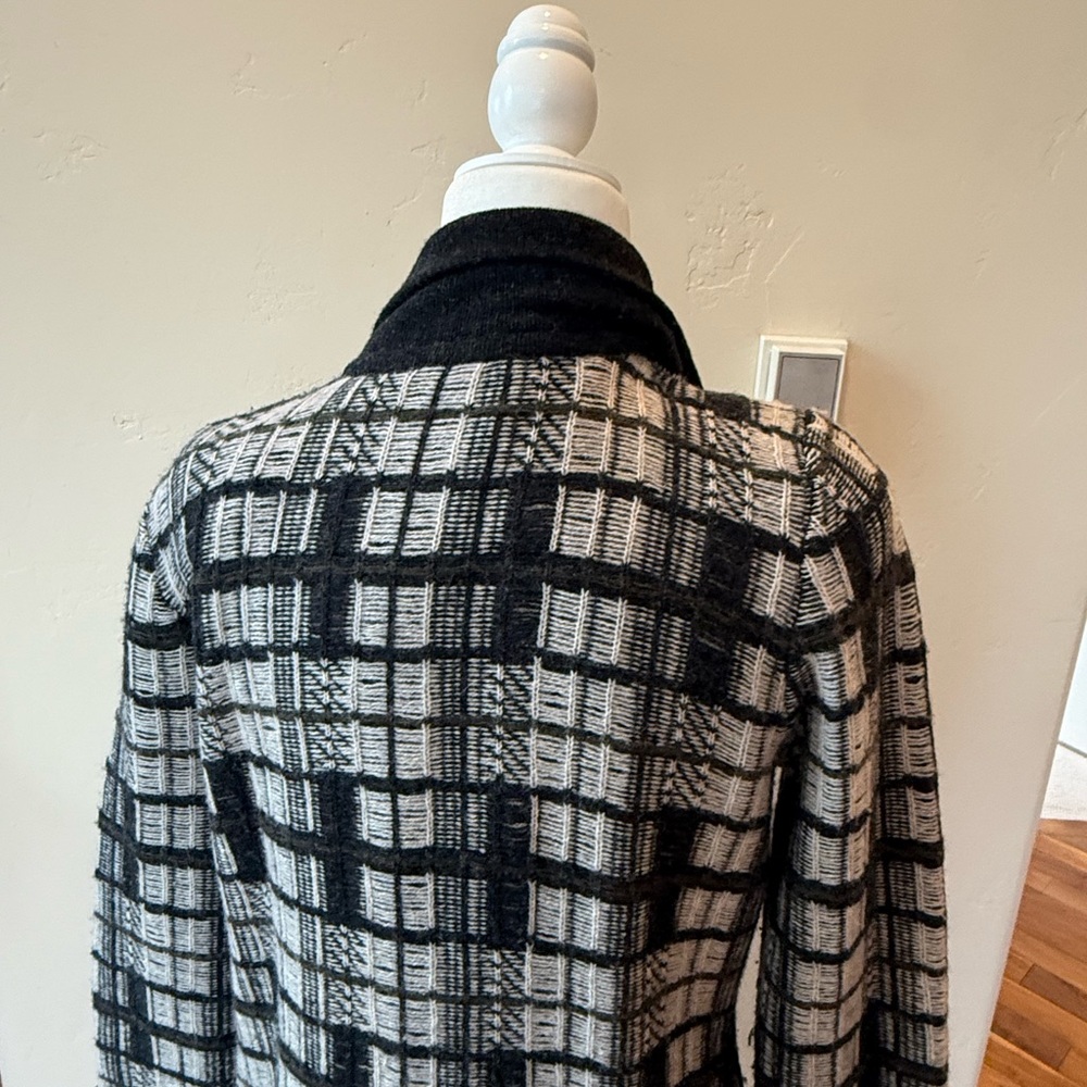 STRENESSE Black and White and olive and grey Checkered sweater coat - Picture 6 of 13